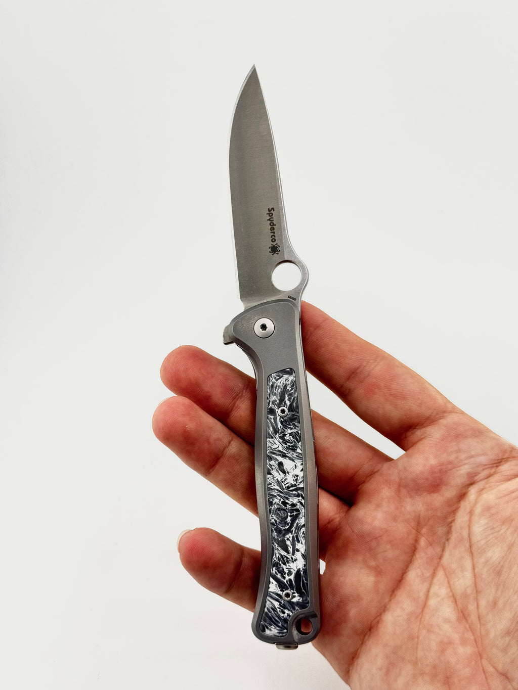 SLYM TITANIUM