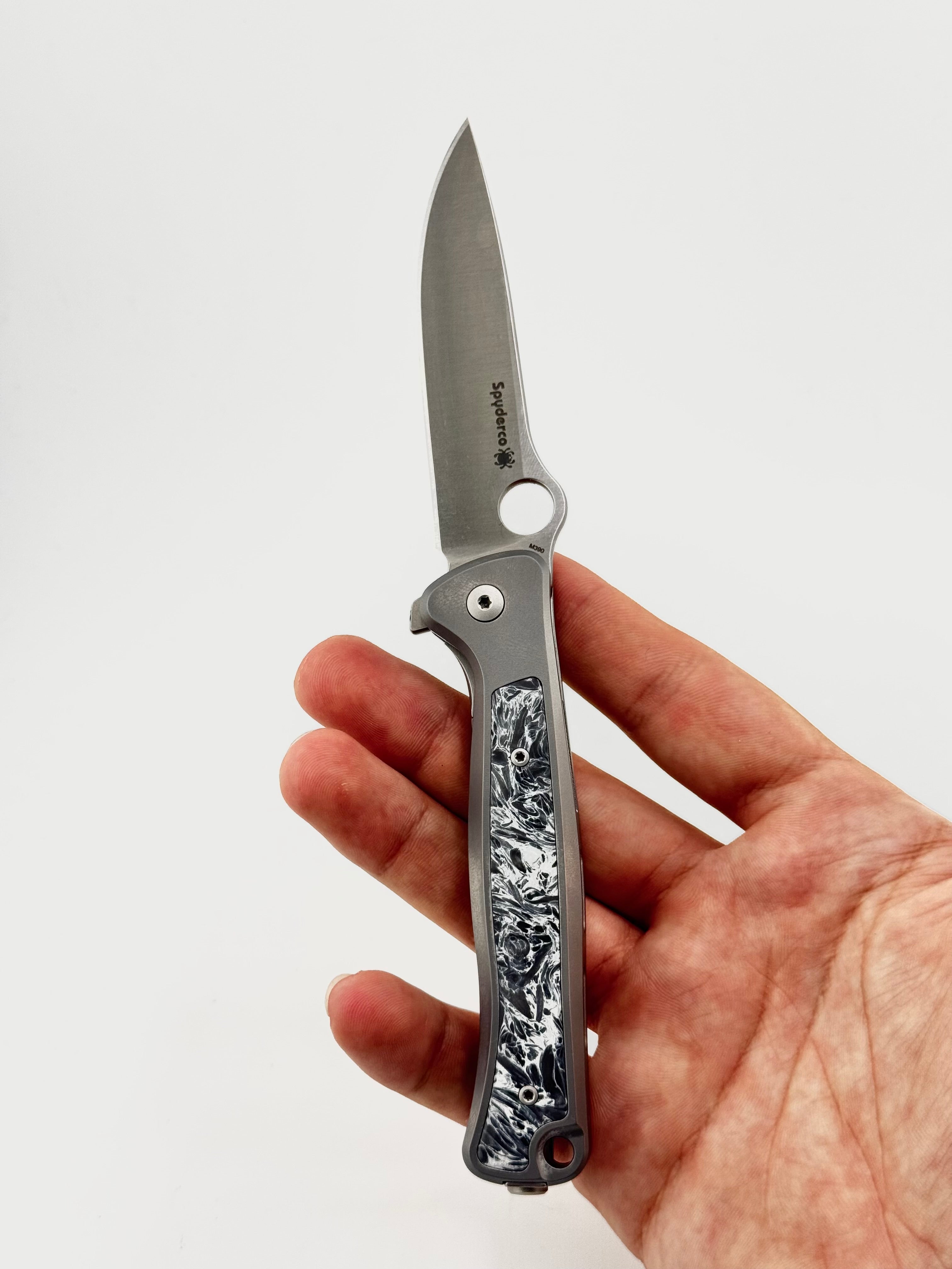 SLYM TITANIUM