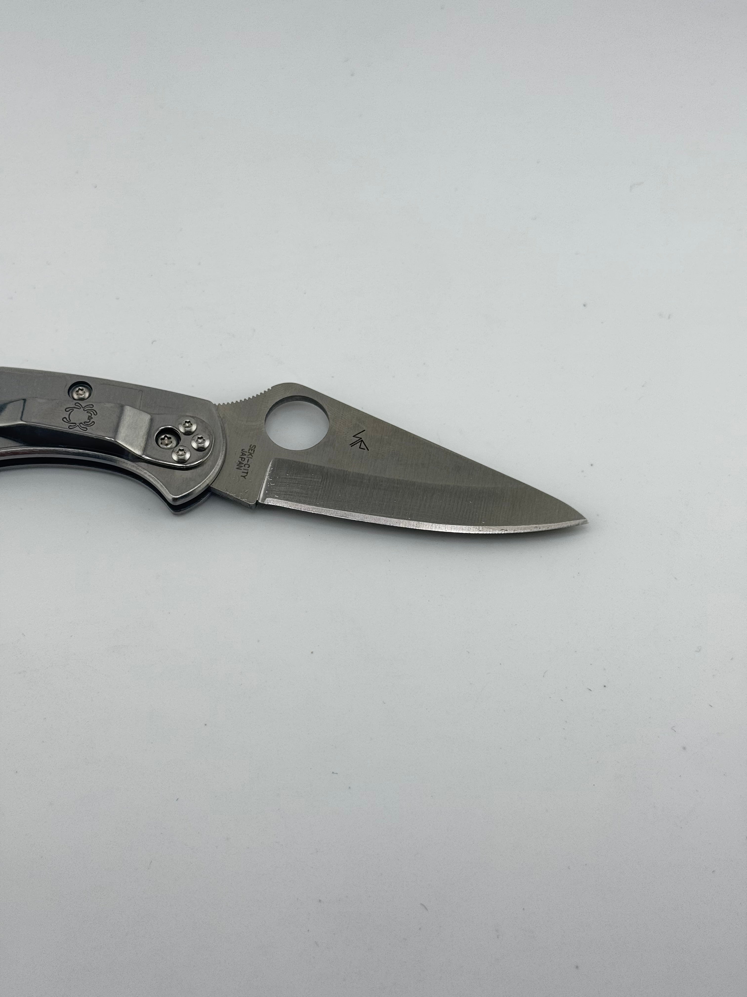DELICA 4 STAINLESS Plainedge