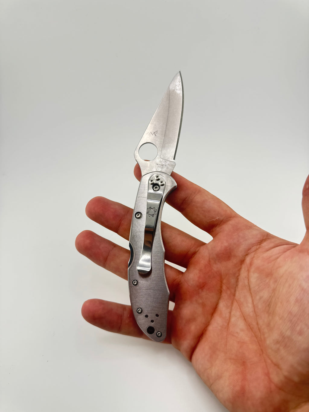 DELICA 4 STAINLESS Plainedge