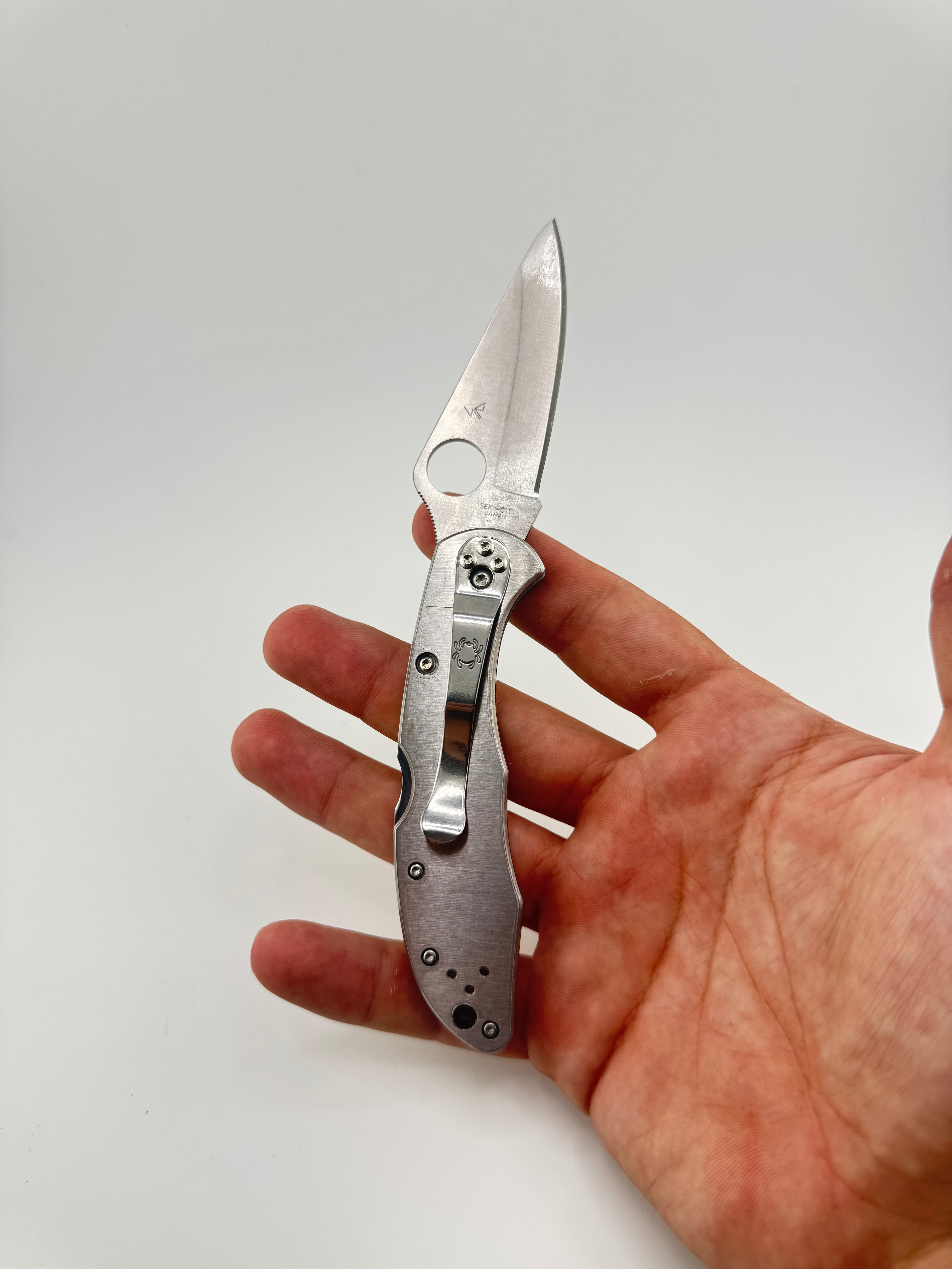 DELICA 4 STAINLESS Plainedge