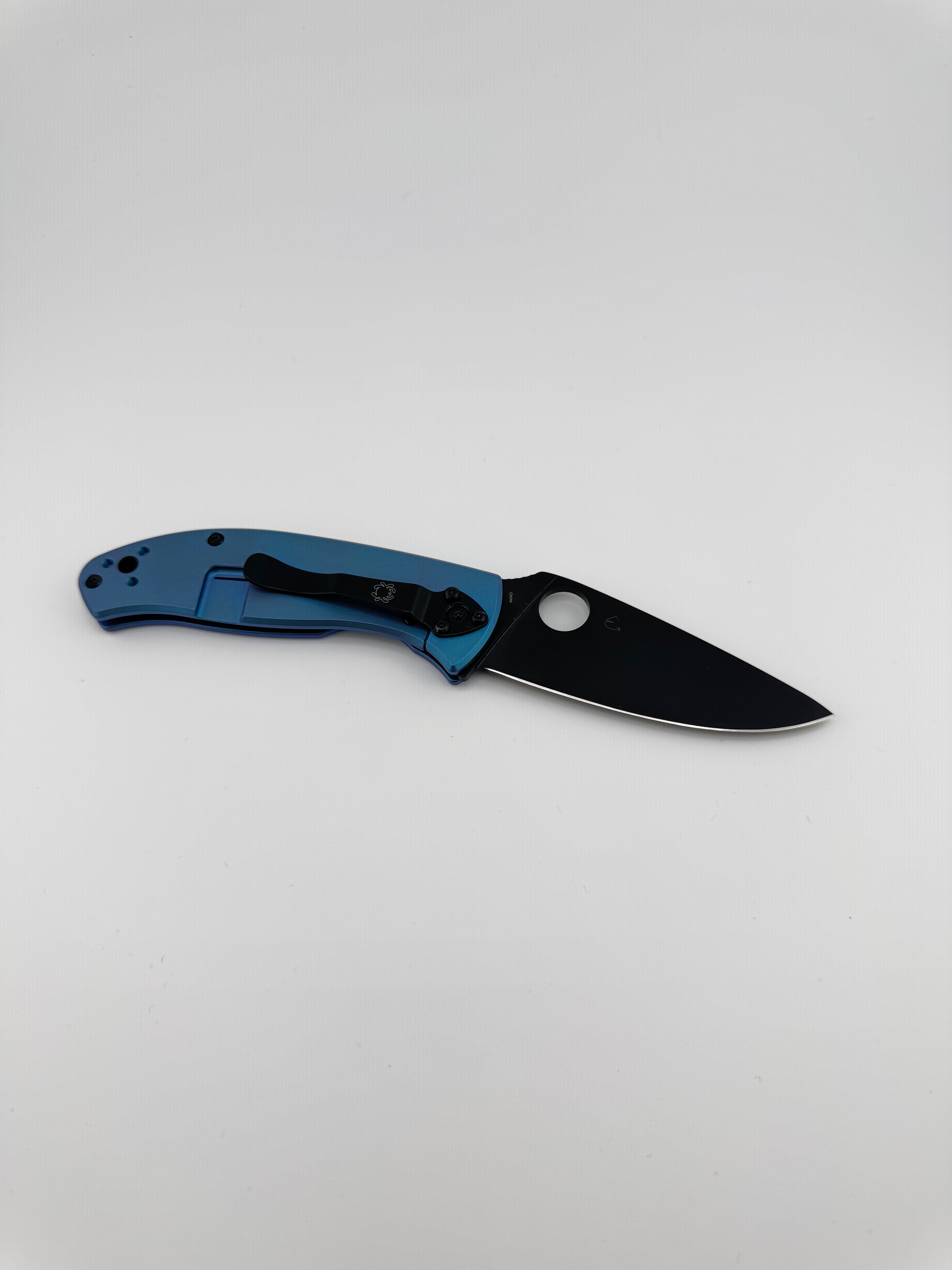 TENACIOUS Blue Titanium Black Blade