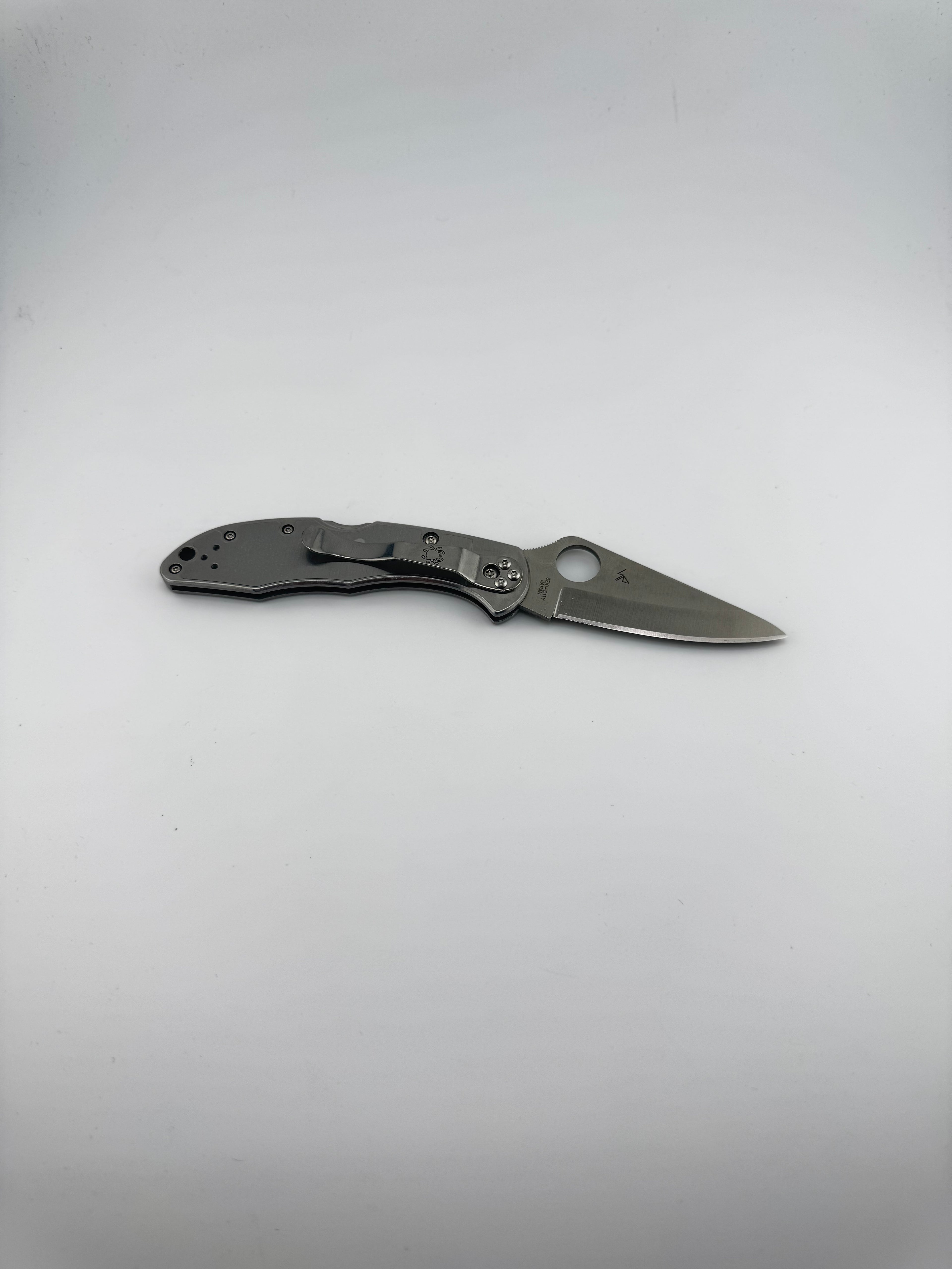 DELICA 4 STAINLESS Plainedge