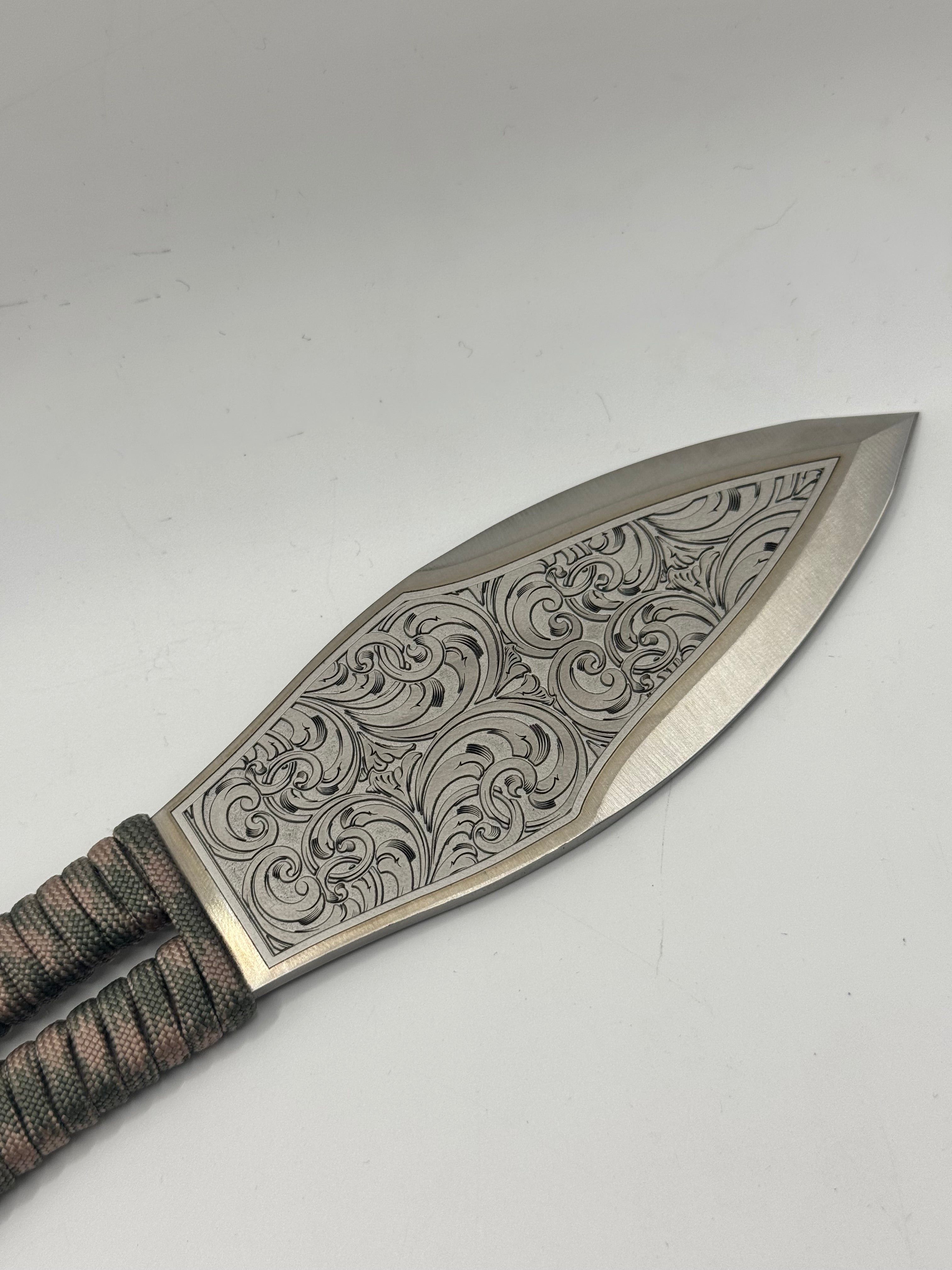 Scroll Design SOG Throwing Knife