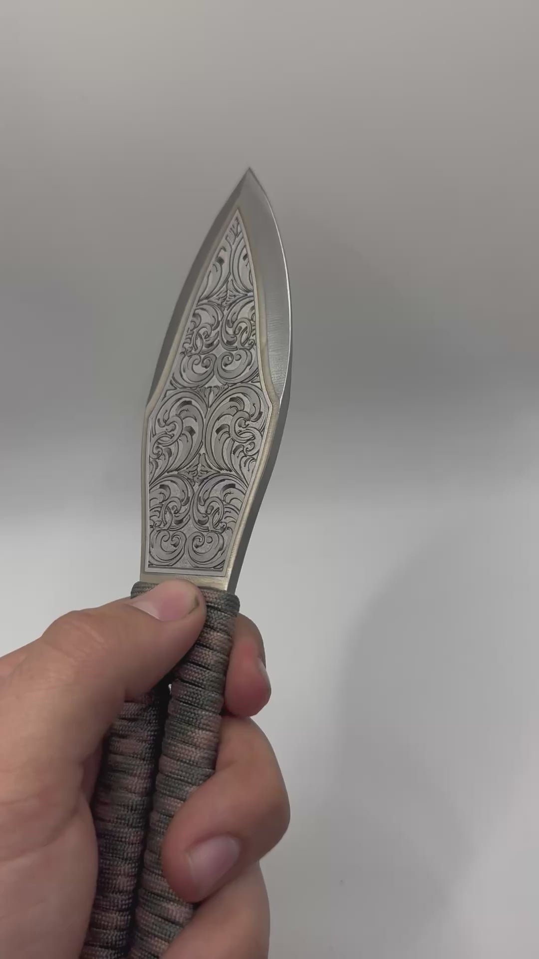 Scroll Design SOG Throwing Knife